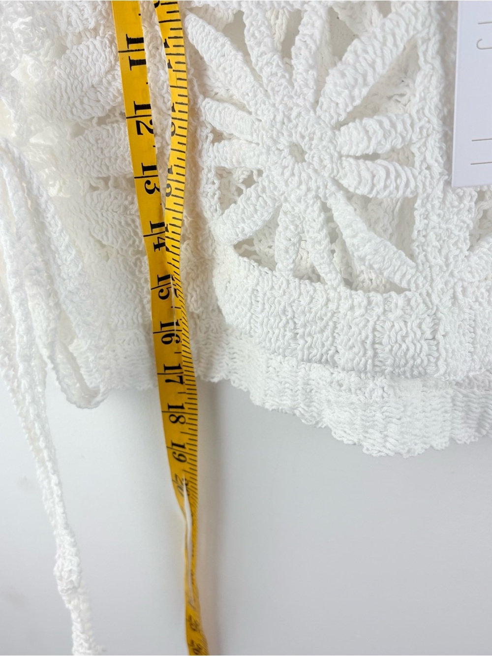 New House of Harlow 1960 White Crochet Knit Crop Tie Top Festival Whimsy Boho OS - Picture 10 of 11